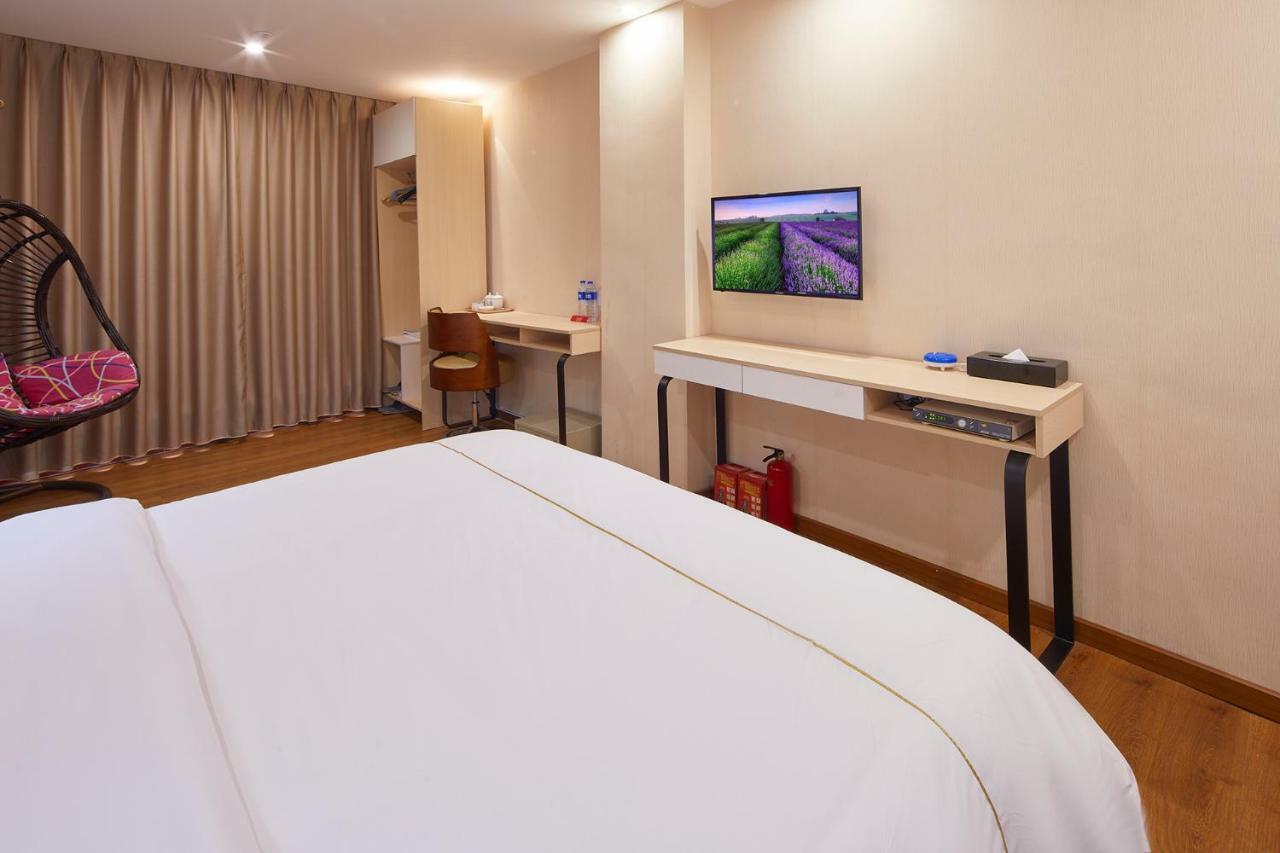 Insail Hotels Airport Road Guangzhou Exterior photo